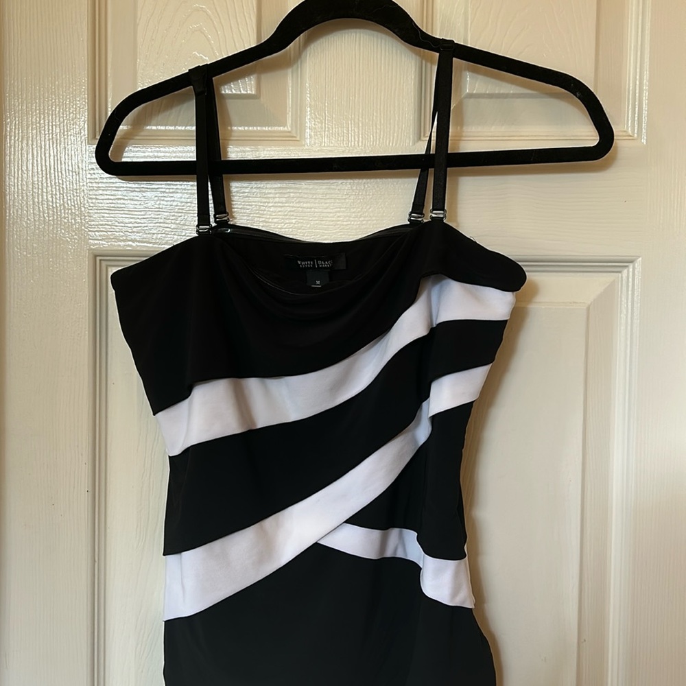 WHBM black and white tank top style with removable straps size M side zipper